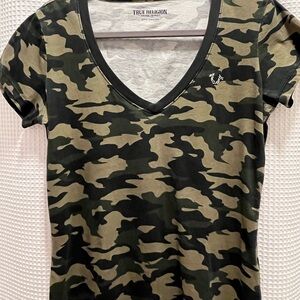 ‼️SOLD‼️ TRUE RELIGION Camo Tee